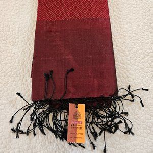 100% handwoven silk wrap Cambodia